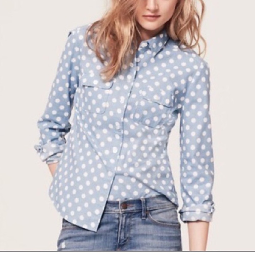 LOFT Size XS Blue Jean Inspired Polka Dot Button-Up Shirt